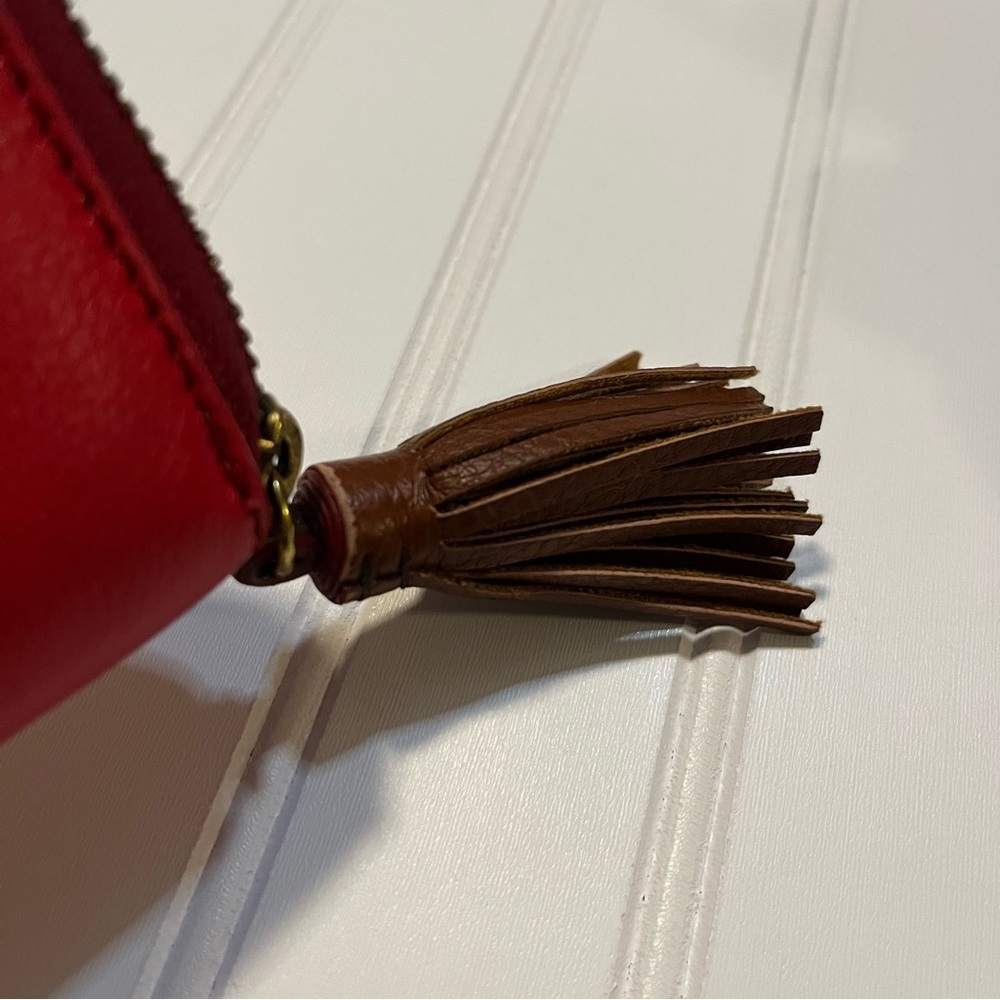 Fossil Tara Brick Red Leather Zip Around Clutch Wallet Tassel Organizer - Picture 5 of 6